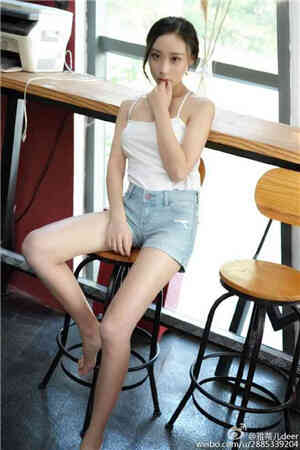 沉浸在想象中的她免费观看